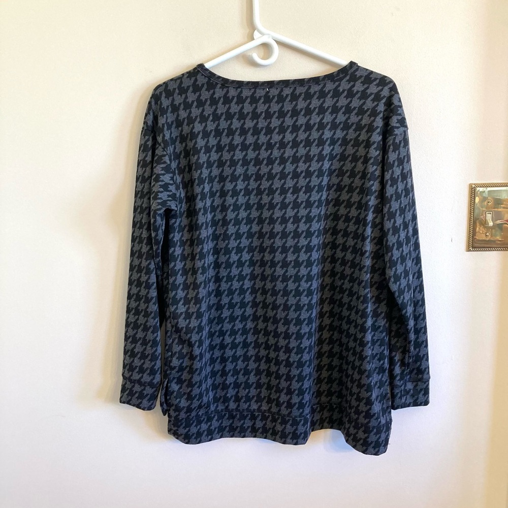 Liz Claiborne Top - Picture 2 of 5